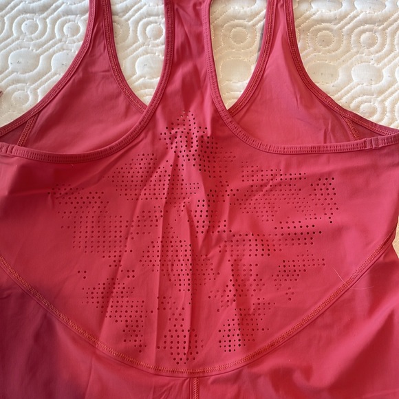 Like new Lulelemon tank. Slightly flowy and breathable - Picture 3 of 3
